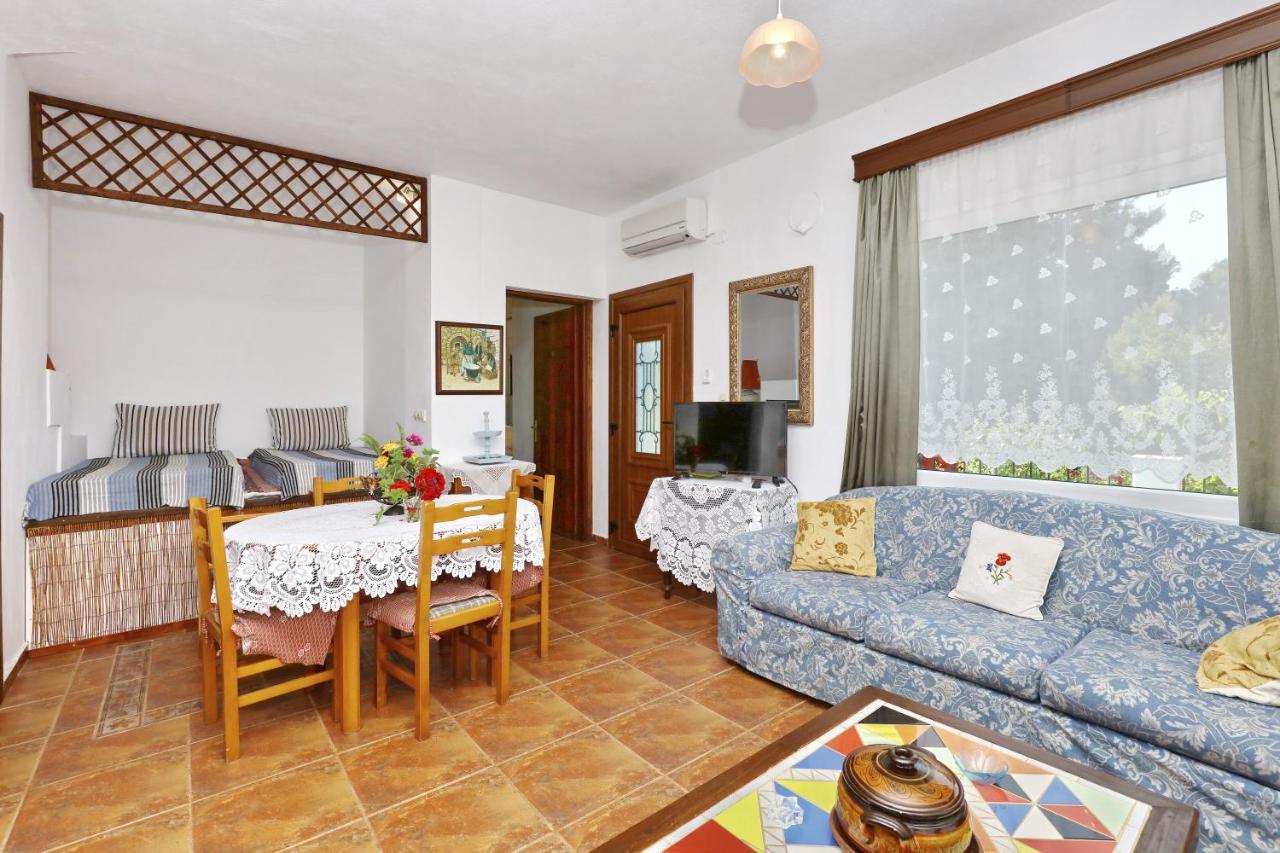 Aloni Villa سكوبيلوس تاون المظهر الخارجي الصورة