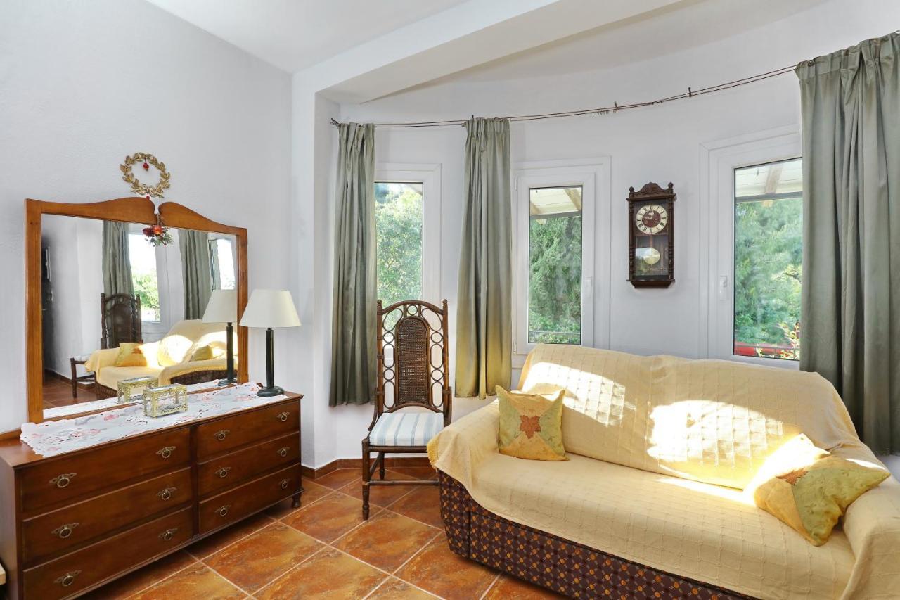 Aloni Villa سكوبيلوس تاون المظهر الخارجي الصورة